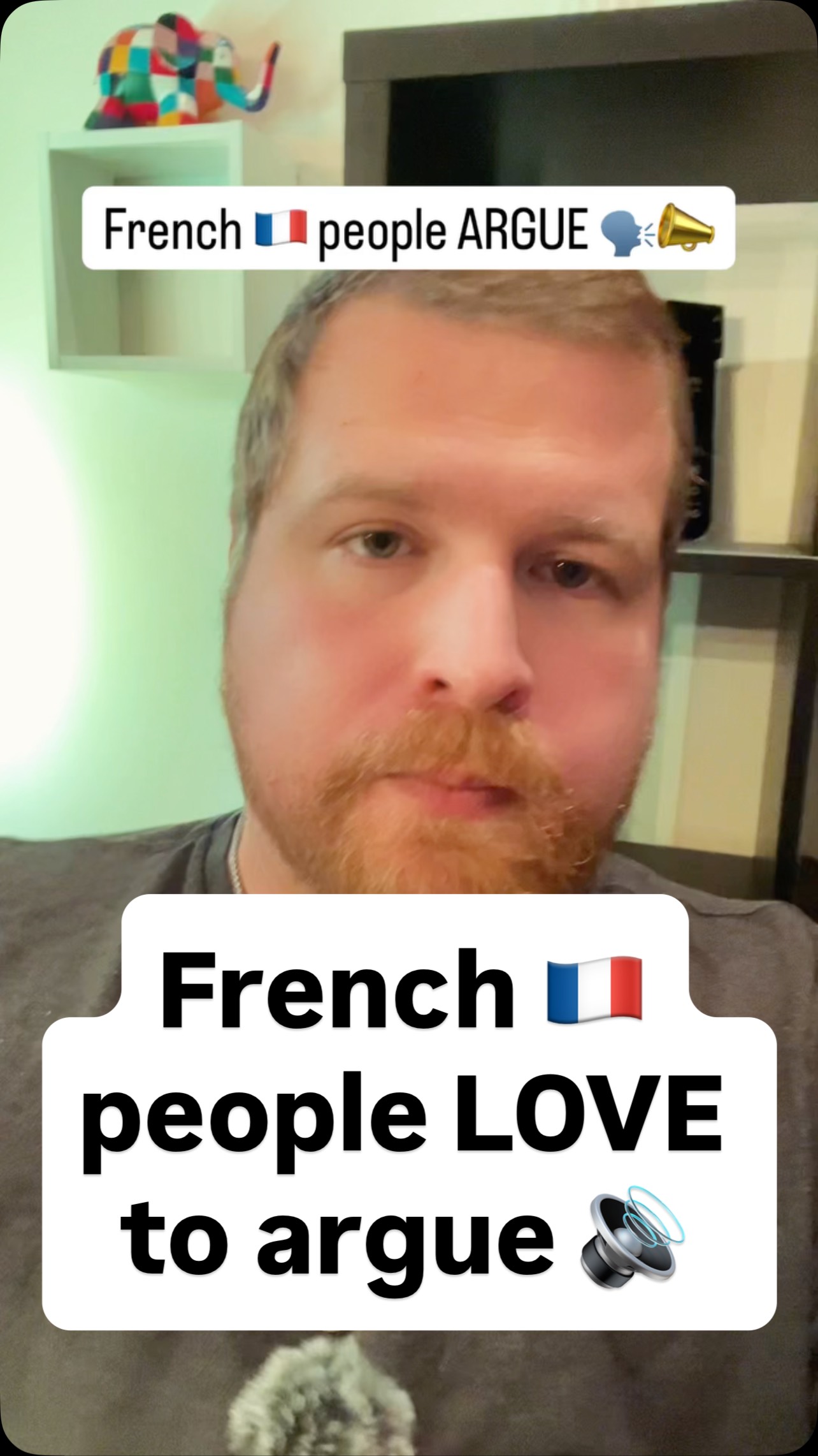 Refound Abroad video comparing French and American university life